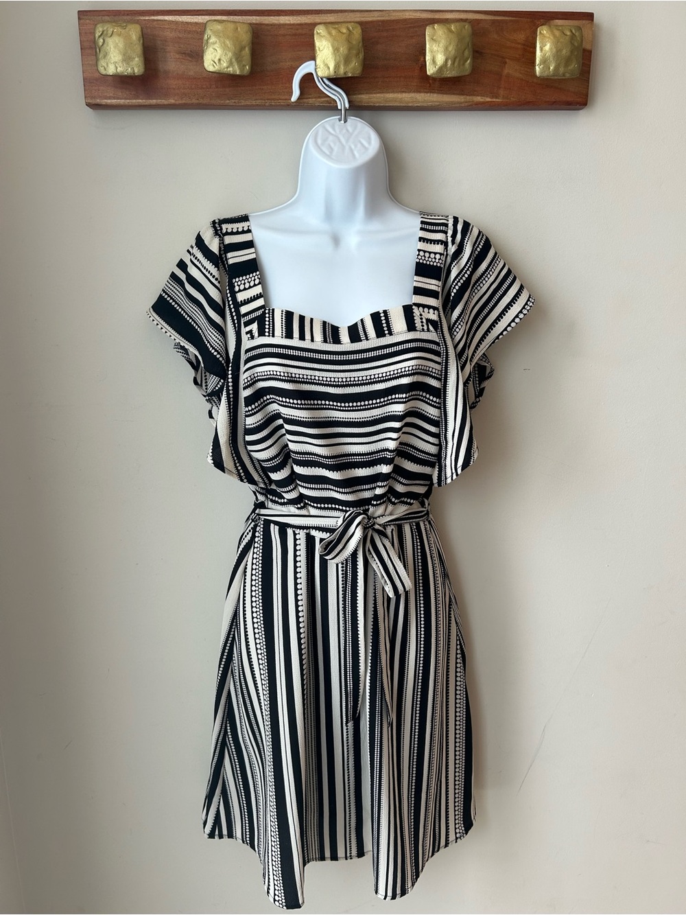 NWT Monteau Stripe Flutter Sleeve Tie Waist Dress Boho Festival Resort - Large